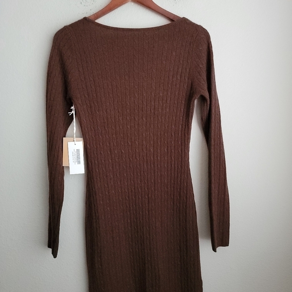 Reformation Pompeo Cashmere Cable Sweater Dress in Americano size M NWT - Picture 8 of 12
